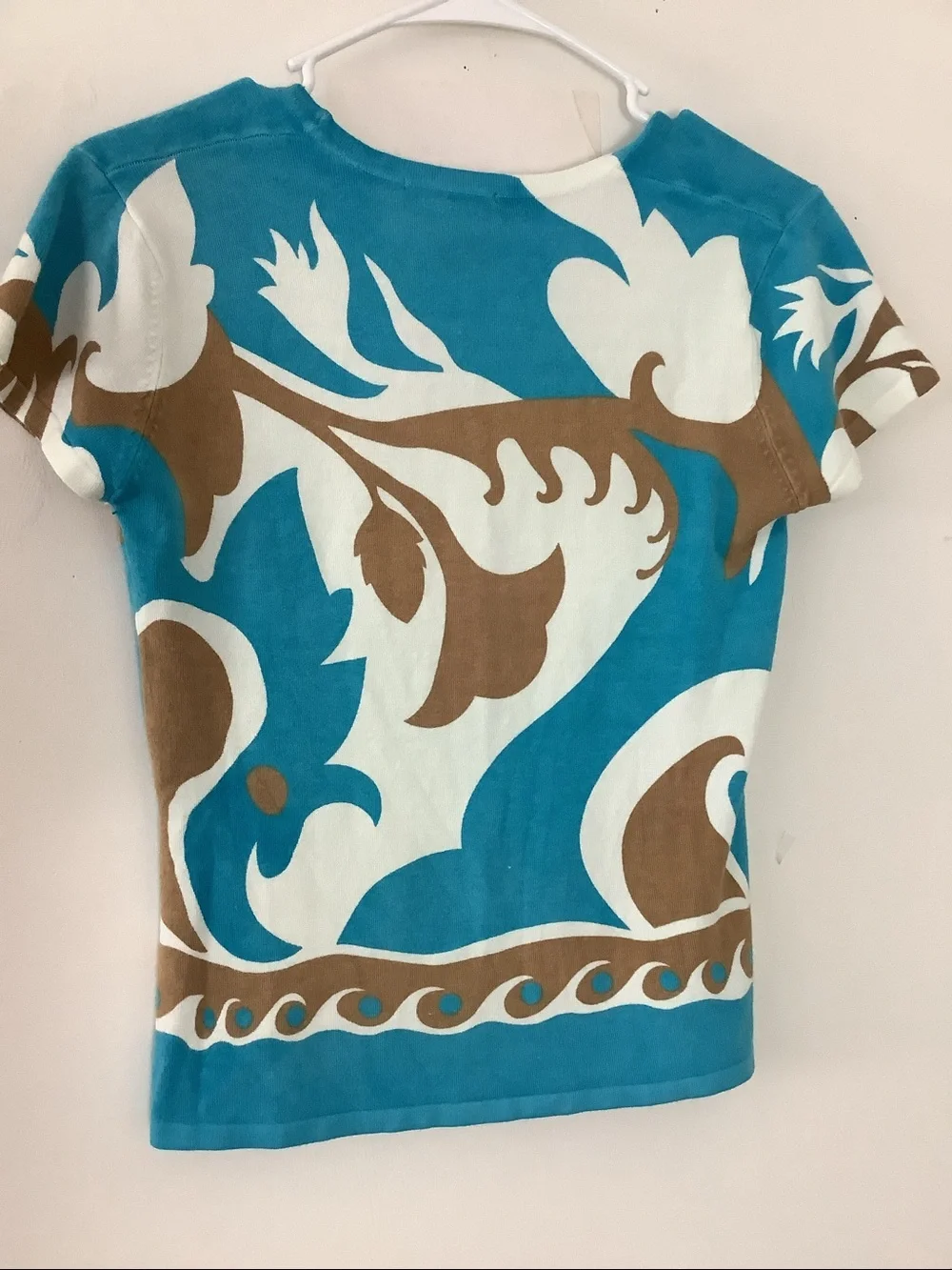 Kenar Turquoise, White & Brown Short Sleeve V-Neck Top